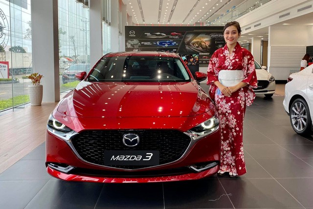 Mazda3 thêm phiên bản đặc biệt tại Việt Nam: Giá 869 triệu đồng, sản xuất giới hạn chỉ 40 chiếc - Ảnh 1.