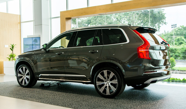 ‘Trùm cuối’ Volvo XC90 T8 chào Việt Nam: Mạnh nhất phân khúc, giá gần 4,6 tỷ đồng - Ảnh 10.