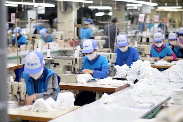 Dự báo xuất khẩu dệt may sẽ về đích 34 tỷ USD - Ảnh 1.