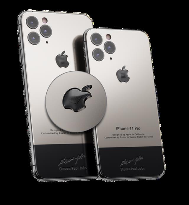 iPhone 12 phiên bản hoài cổ với giá gần 9.000 USD - Ảnh 1.