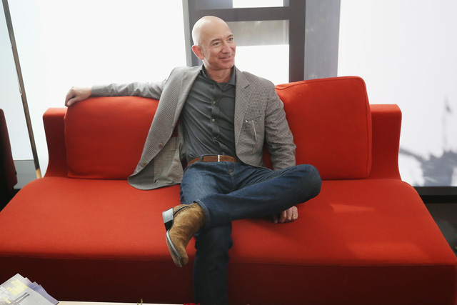  Chiếc ghế trống của Jeff Bezos giúp Amazon thành công ty 1.600 tỷ USD thế nào?  - Ảnh 2.