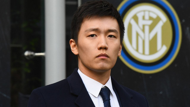  Chân dung thiếu gia 9x nhà giàu vượt sướng: Con của người giàu thứ 28 Trung Quốc, từng làm việc cho JP Morgan Chase và là chủ tịch CLB Inter Milan  - Ảnh 1.