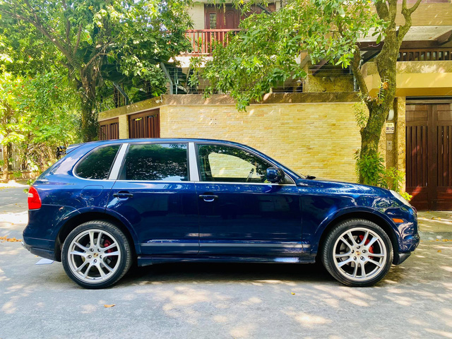 Qua thời đỉnh cao, Porsche Cayenne xuống giá hơn 700 triệu, rẻ ngang Toyota Corolla Cross bản tiêu chuẩn - Ảnh 6.