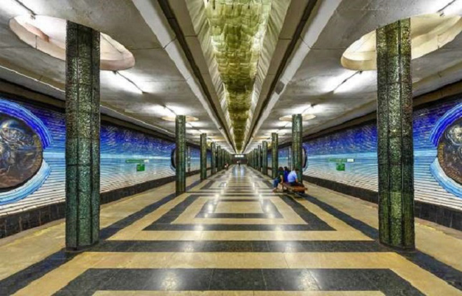 Chiêm ngưỡng 9 ga tàu điện ngầm đẹp nhất thế giới: Lộng lẫy không thua gì bảo tàng nghệ thuật - Ảnh 13.