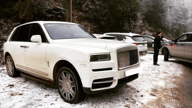 ROLLS ROYCE CULLINAN rollsroycecullinan Used  the parking