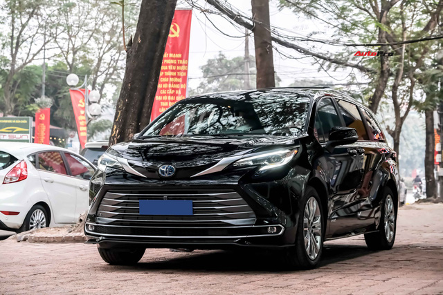 Chi tiết Toyota Sienna 2021 đầu tiên Việt Nam: Ngoài hầm hố như SUV, trong sang xịn chuẩn minivan cho nhà giàu - Ảnh 23.