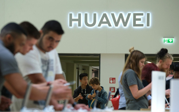 Huawei 2020: Vinh quang và thương chiến - Ảnh 1.