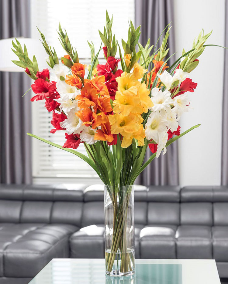 Hoa cúng Tết là một phần không thể thiếu trong không khí đón Tết truyền thống. Hãy chiêm ngưỡng các loại hoa cúng Tết với những ý nghĩa đặc biệt để từng chút một trang hoàng cho ngôi nhà của mình trong dịp Tết đến xuân về.