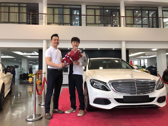 Soi dàn xế hộp tiền tỷ của dàn streamer Việt, nể nhất Độ Mixi chỉ coi Mercedes GLC như mô hình - Ảnh 10.