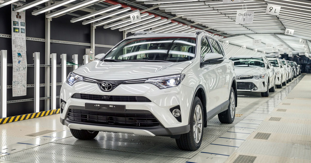 Toyota hạ sản lượng toàn cầu vì thiếu hụt một thứ từ Việt Nam - Ảnh 1.