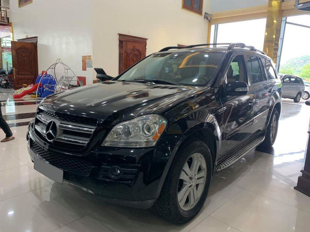 Sau 14 năm, khủng long Mercedes-Benz GL 450 xuống giá chỉ ngang Kia Sonet 2021 - Ảnh 1.