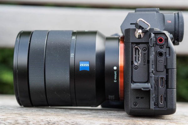 Sony ra mắt máy ảnh Alpha 7 IV tại Việt Nam: Cảm biến full-frame 33 MP, giá 60 triệu  - Ảnh 4.