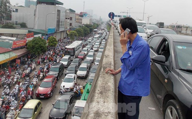  Cận cảnh các địa điểm đề xuất lập trạm thu phí xe vào nội đô Hà Nội  - Ảnh 1.