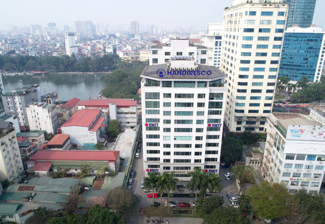 3 Đại học dành cho con nhà giàu ở Việt Nam: Học phí gần tỉ đồng, bên trong trường đẹp như phim Vườn sao băng Hàn Quốc - Ảnh 11. 3 Đại học dành cho con nhà giàu ở Việt Nam: Học phí gần tỉ đồng, bên trong trường đẹp như phim Vườn sao băng Hàn Quốc - Ảnh 11.