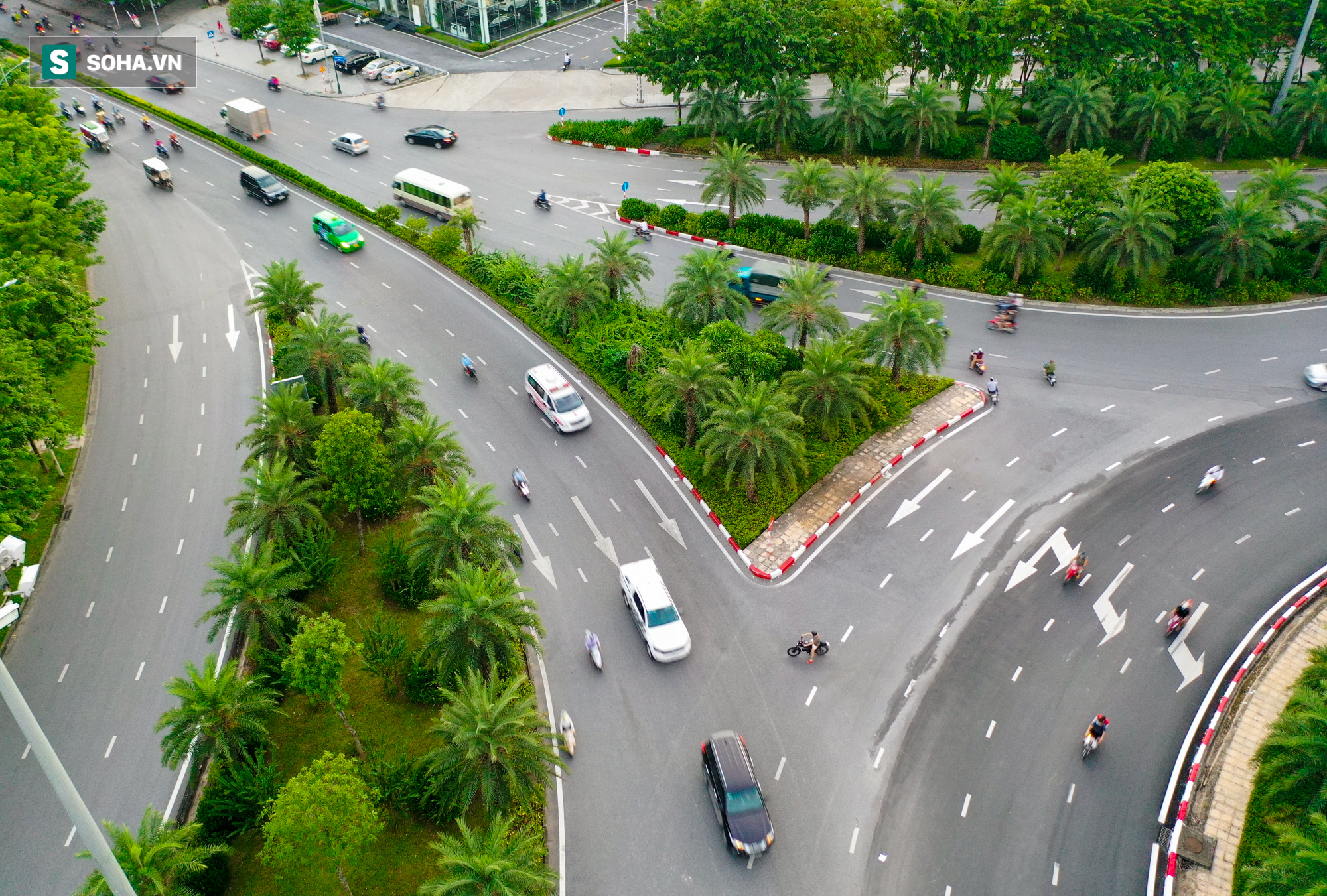 Cận cảnh 2 nút giao thông khổng lồ đẹp như tranh vẽ, đắt tiền và hiện đại bậc nhất Thủ đô - Ảnh 6.