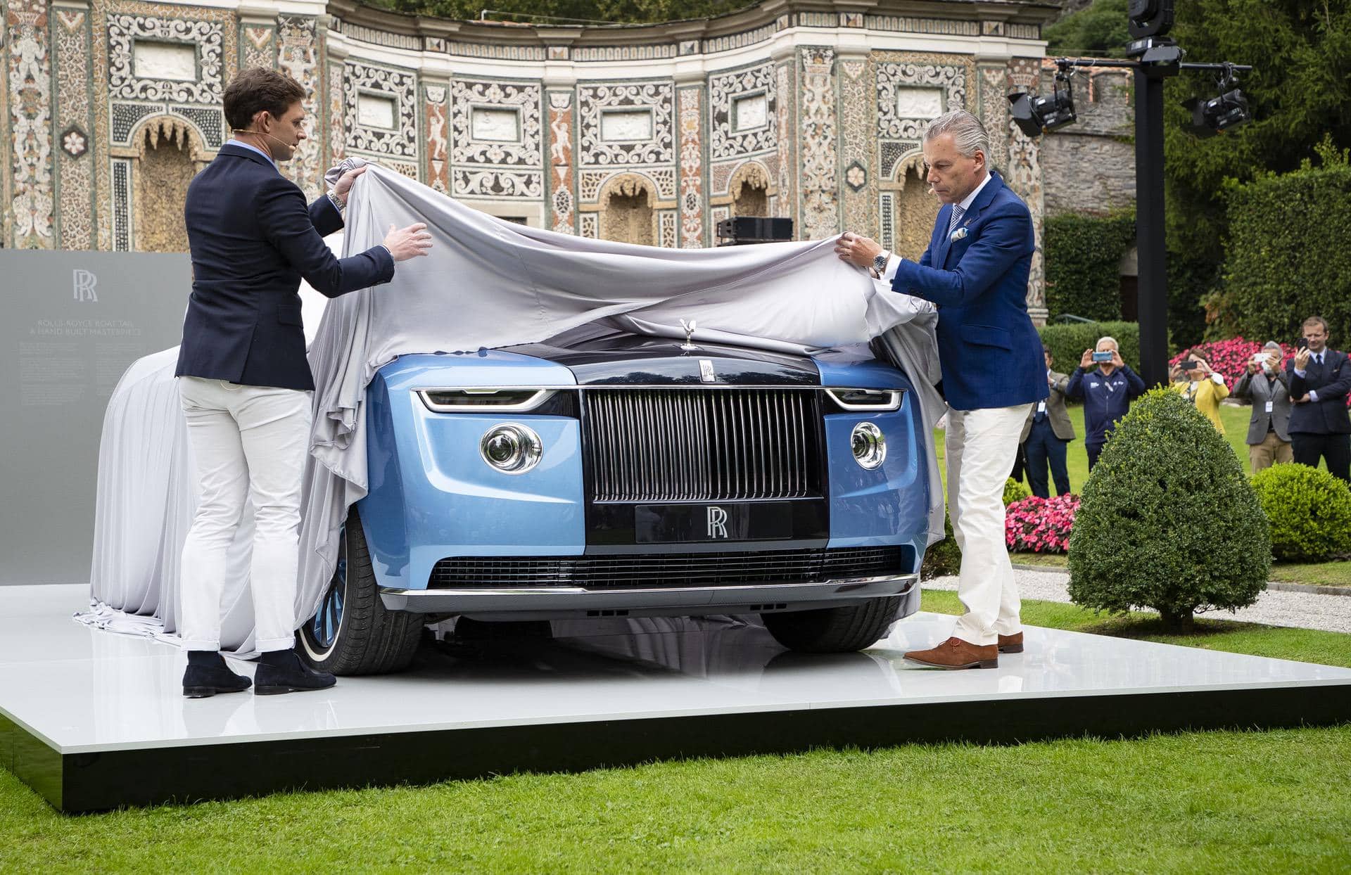 RollsRoyce builds the worlds most expensive new car