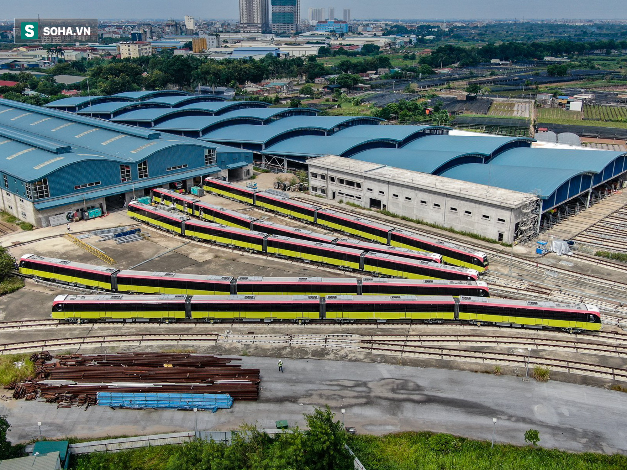 Hình ảnh mới, lạ mắt của tuyến Metro tỷ USD ở Thủ đô sắp chạy thử nghiệm đồng loạt - Ảnh 2.