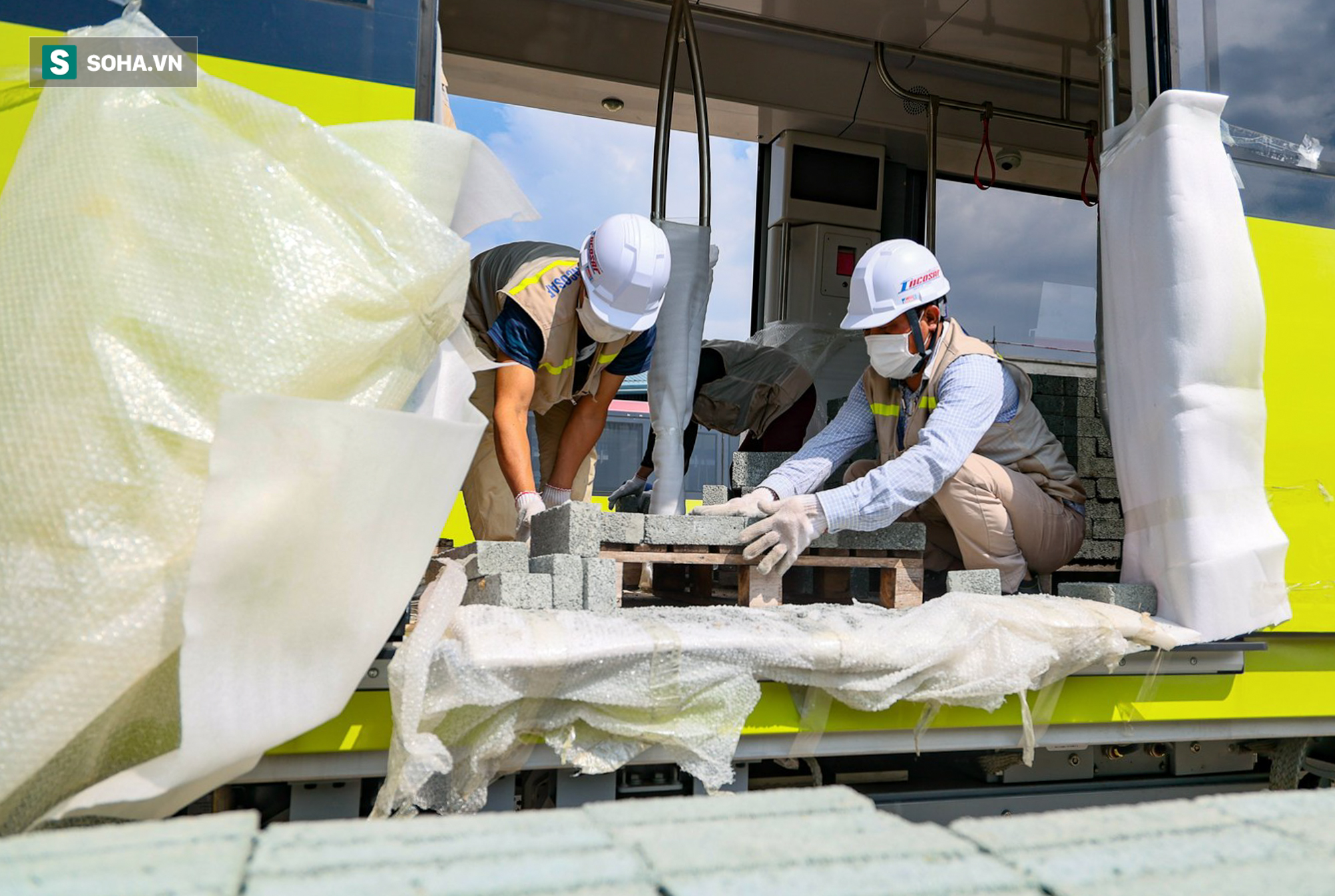 Hình ảnh mới, lạ mắt của tuyến Metro tỷ USD ở Thủ đô sắp chạy thử nghiệm đồng loạt - Ảnh 4.