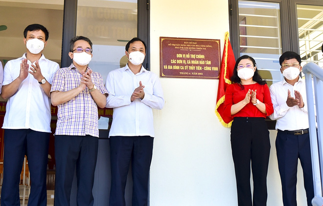  Nhà tránh lũ do ca sỹ Thủy Tiên tài trợ ở Hà Tĩnh: 1 huyện bù thêm 1,6 tỷ khi xây 2 căn  - Ảnh 6.