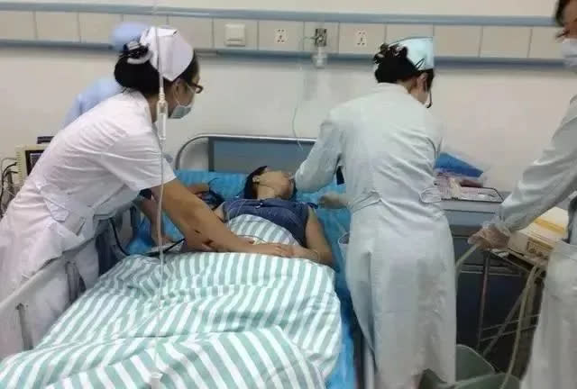 Cô gái 17 tuổi nhập viện do tiêu chảy, ruột đầy ký sinh trùng do 1 món ăn tươi ngon được nhiều bạn trẻ yêu thích - Ảnh 1. Cô gái 17 tuổi nhập viện do tiêu chảy, ruột đầy ký sinh trùng do 1 món ăn tươi ngon được nhiều bạn trẻ yêu thích - Ảnh 1.