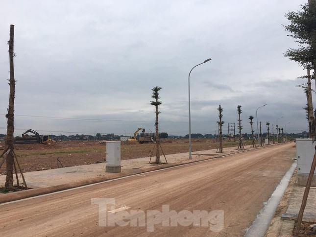  Bắc Giang: Cò đất lại thổi giá, rầm rộ chào bán dự án chưa đủ điều kiện  - Ảnh 2.