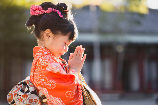 Những người giàu trầm lặng ở Nhật Bản: Không gái gú, ghét phô trương, tích cực đi làm dù đã thừa tiền, dạy con cách làm giàu từ bé - Ảnh 4.