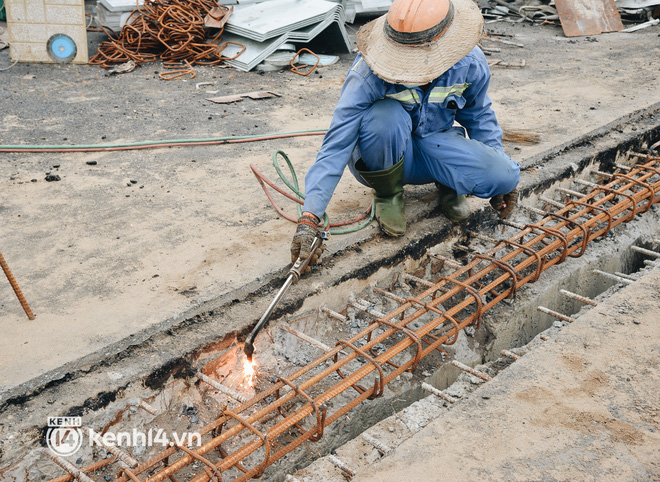 Công trình giao thông đầu tiên hoàn thành sau giãn cách xã hội ở Sài Gòn: Nhánh đầu tiên của cầu Bưng, trị giá hơn 500 tỉ đồng - Ảnh 16.