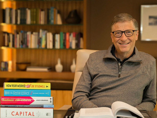 Ở tuổi 63, Bill Gates luôn tự hỏi bản thân 3 câu mà ở độ tuổi 20 ông chẳng bao giờ nghĩ tới: Biết sớm về già không hối tiếc! - Ảnh 2.