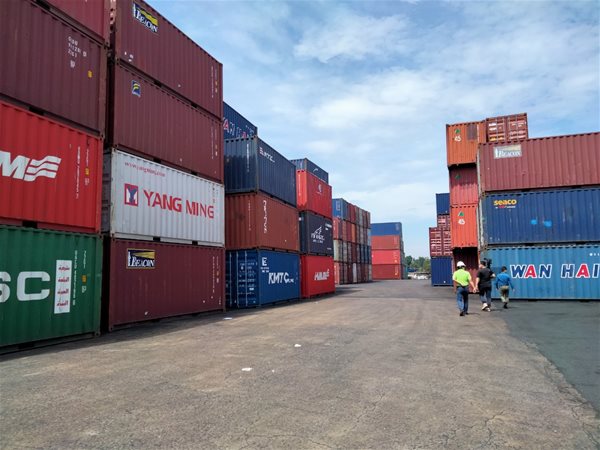Doanh nghiệp Việt bị o ép “phí container rỗng” - Ảnh 2.