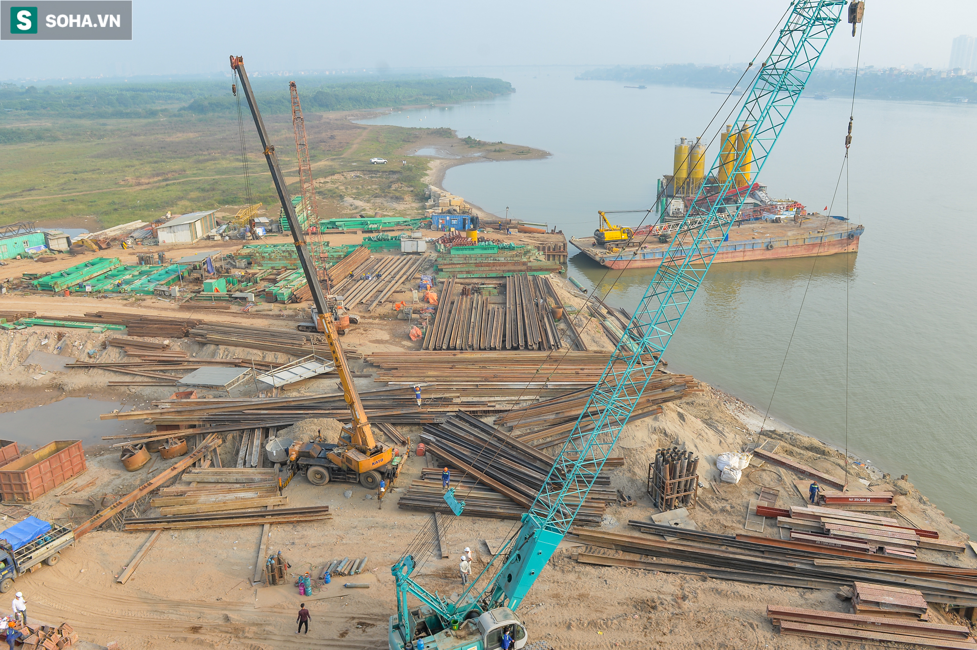 Bất ngờ về tiến độ dự án cầu Vĩnh Tuy 2 hơn 2.500 tỷ đồng - 550 công nhân làm ngày đêm - Ảnh 9.