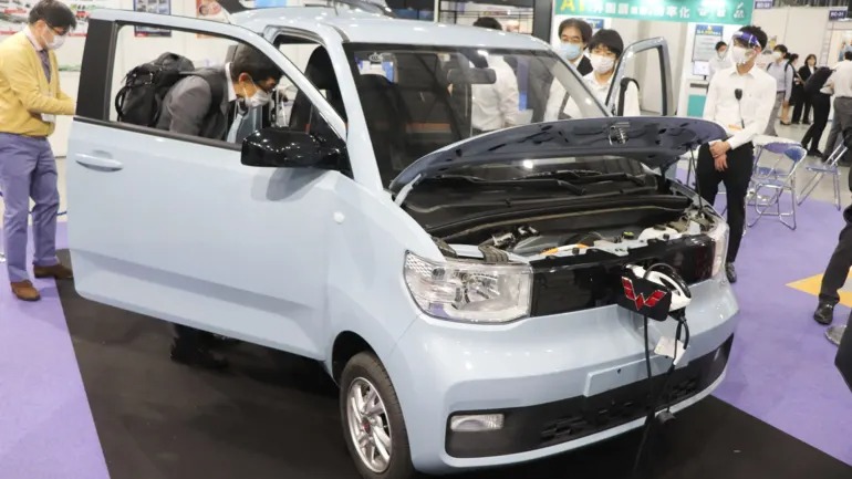 Mổ bụng ô tô điện giá ngang SH Hongguang Mini EV, người Nhật cũng phải lắc đầu ngao ngán trước phép màu của nhà sản xuất Trung Quốc - Ảnh 4.