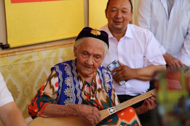 Cụ bà cao tuổi nhất Trung Quốc qua đời sau khi sống qua 3 thế kỷ từ thời nhà Thanh - Ảnh 3.