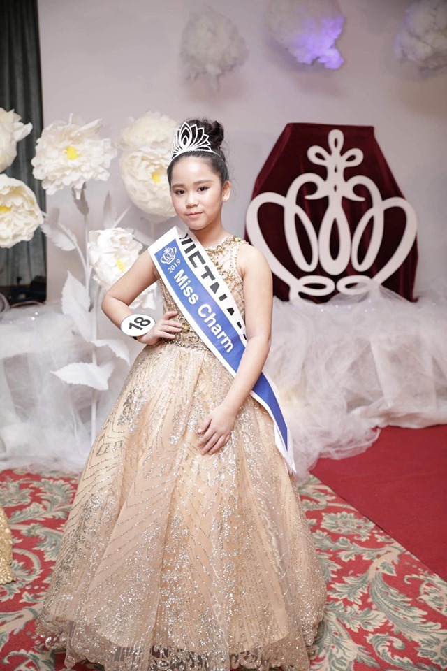 Mỹ nhân Việt mới 13 tuổi vừa đăng quang cuộc thi Miss Teen quốc tế là ai mà được cho rằng làm rạng danh nhan sắc không thua gì Thùy Tiên - Ảnh 3.