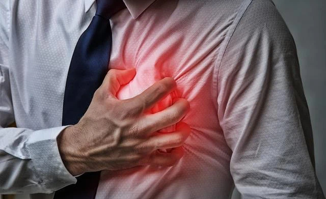 4 bộ phận trọng yếu của nam giới bị đau bất thường là dấu hiệu cảnh báo nhồi máu cơ tim: Sau 41 tuổi càng cần cẩn trọng, ghi nhớ 3 nguyên tắc để phòng cái chết đột ngột - Ảnh 2. 4 bộ phận trọng yếu của nam giới bị đau bất thường là dấu hiệu cảnh báo nhồi máu cơ tim: Sau 41 tuổi càng cần cẩn trọng, ghi nhớ 3 nguyên tắc để phòng cái chết đột ngột - Ảnh 2.
