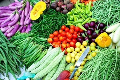 Ăn nhiều rau củ có vị đắng giúp ngăn ngừa ung thư, nhưng tuyệt đối không được ăn 2 loại này kẻo tự HẠ ĐỘC chính mình - Ảnh 1.