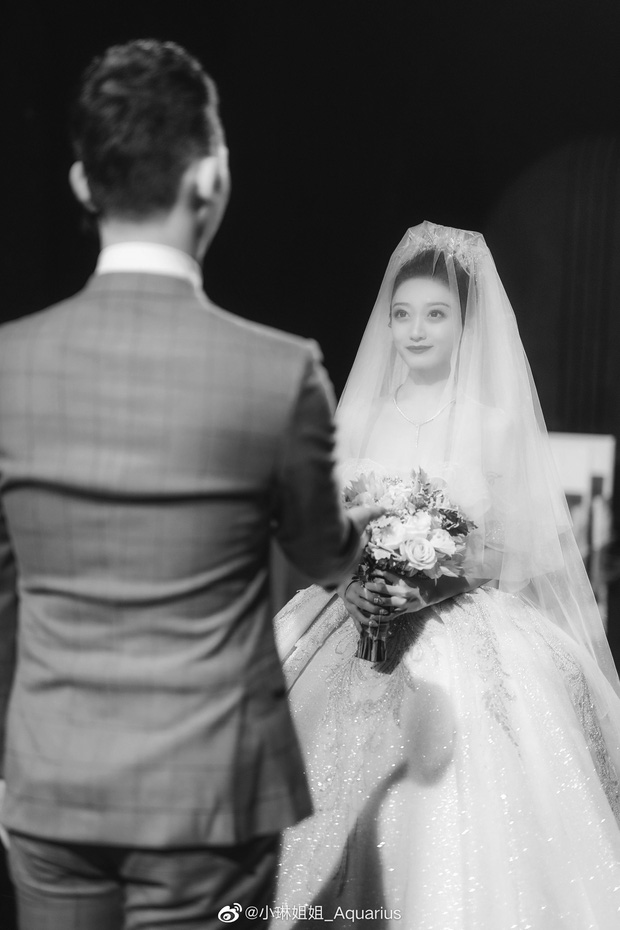 Hai bên cùng cưới - trào lưu kết hôn như ly hôn ở Trung Quốc: Cuộc sống nhân đôi, giới trẻ giãy giụa trong vũng lầy tham vọng của gia đình - Ảnh 6.