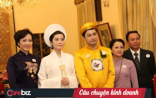 Ái nữ xinh đẹp của BĐS Nam Cường: Là người thừa kế duy nhất, cùng mẹ lèo lái cơ nghiệp cha để lại, 20 tuổi đảm đương vị trí Phó chủ tịch Tập đoàn - Ảnh 1. Ái nữ xinh đẹp của BĐS Nam Cường: Là người thừa kế duy nhất, cùng mẹ lèo lái cơ nghiệp cha để lại, 20 tuổi đảm đương vị trí Phó chủ tịch Tập đoàn - Ảnh 1.