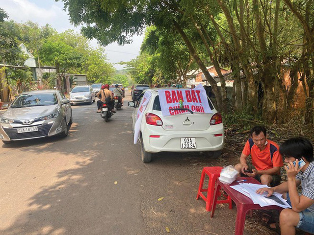 Cơn sốt đất nền: Nguy cơ “tiền mất, tật mang”, “cò” đứng giữa hưởng lợi - Ảnh 1.