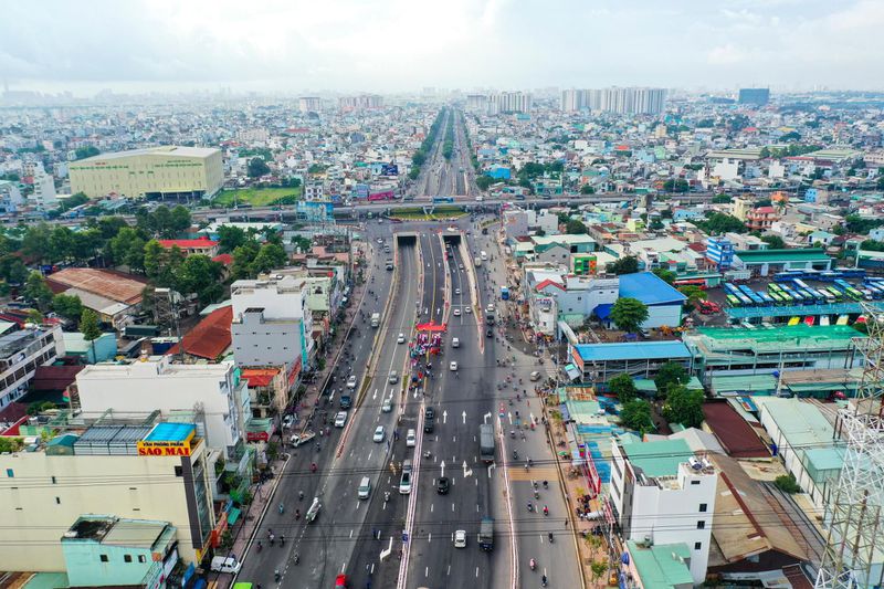 Chuyên gia Colliers Việt Nam: “3 huyện lên quận, thị trường bất động sản ở khu vực này sẽ nhộn nhịp hơn  - Ảnh 2.
