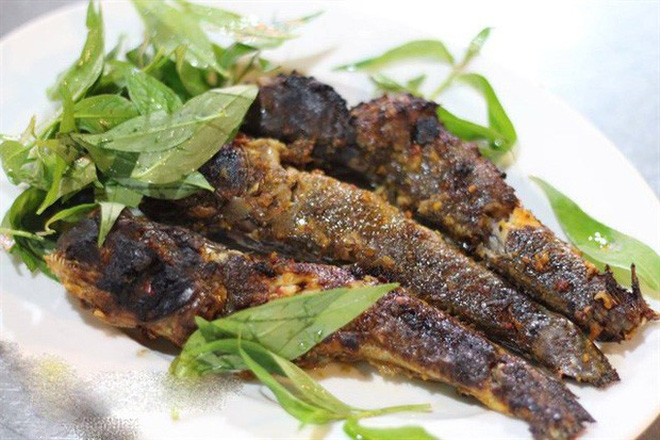 Việt Nam có 5 loại cá được xem là đặc sản nức tiếng, nhìn thì “sợ bỏ chạy” nhưng ăn rồi mới thấy cực ngon! - Ảnh 16.