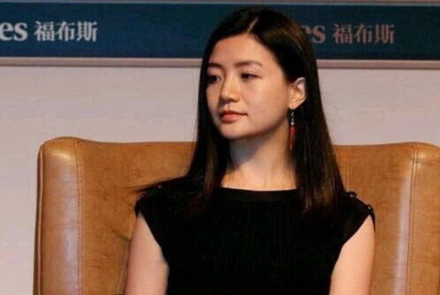  Người phụ nữ đứng đằng sau đế chế Jack Ma, xinh đẹp, giỏi giang nhưng vẫn độc thân: Tiêu chuẩn chọn bạn đời là “không làm ảnh hưởng tới công việc”  - Ảnh 3.