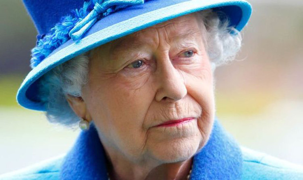 Mạnh mẽ kiên cường là thế nhưng tình trạng hiện tại của Nữ hoàng Anh hậu phỏng vấn Harry - Meghan khiến dân tình phải lo lắng - Ảnh 3.