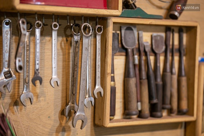 Chàng trai Sài Gòn 15 năm làm đàn guitar handmade: Có người nước ngoài mang bộ gỗ 70 triệu đến đặt mình làm - Ảnh 5.