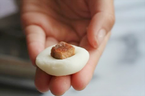 Chuyện Tết Hàn thực năm xưa: Bánh trôi là món ăn đánh dấu lần đầu tiên vào bếp cùng mẹ của biết bao đứa trẻ, giờ đã lớn cả rồi! - Ảnh 6.