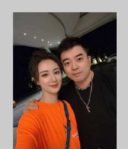 Ca sĩ, “nữ hoàng livestream” từng bán cả tên lửa lọt vào danh sách 500 tỷ phú Trung Quốc