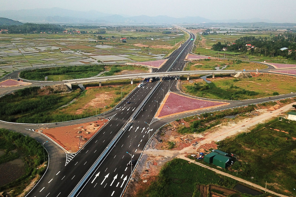 Cần hơn 28.000 tỷ đồng để làm 4 tuyến đường chạy qua địa phận tỉnh Đồng Nai - Ảnh 1.