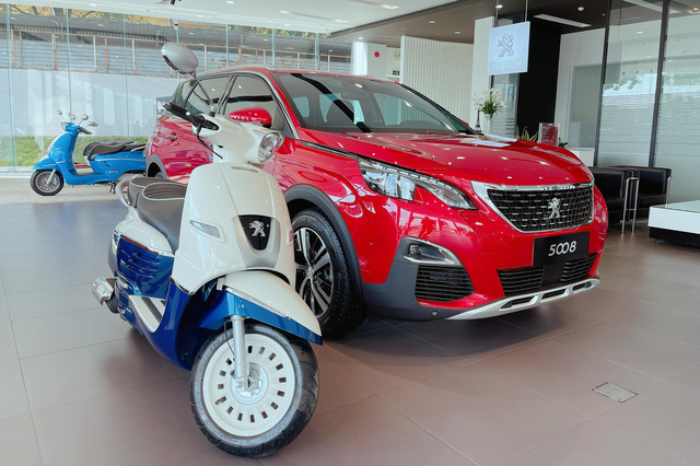Peugeot 3008 và 5008 xả kho chờ bản mới: Giảm đến 150 triệu đồng, 5008 rẻ ngỡ ngàng so với Santa Fe - Ảnh 2.