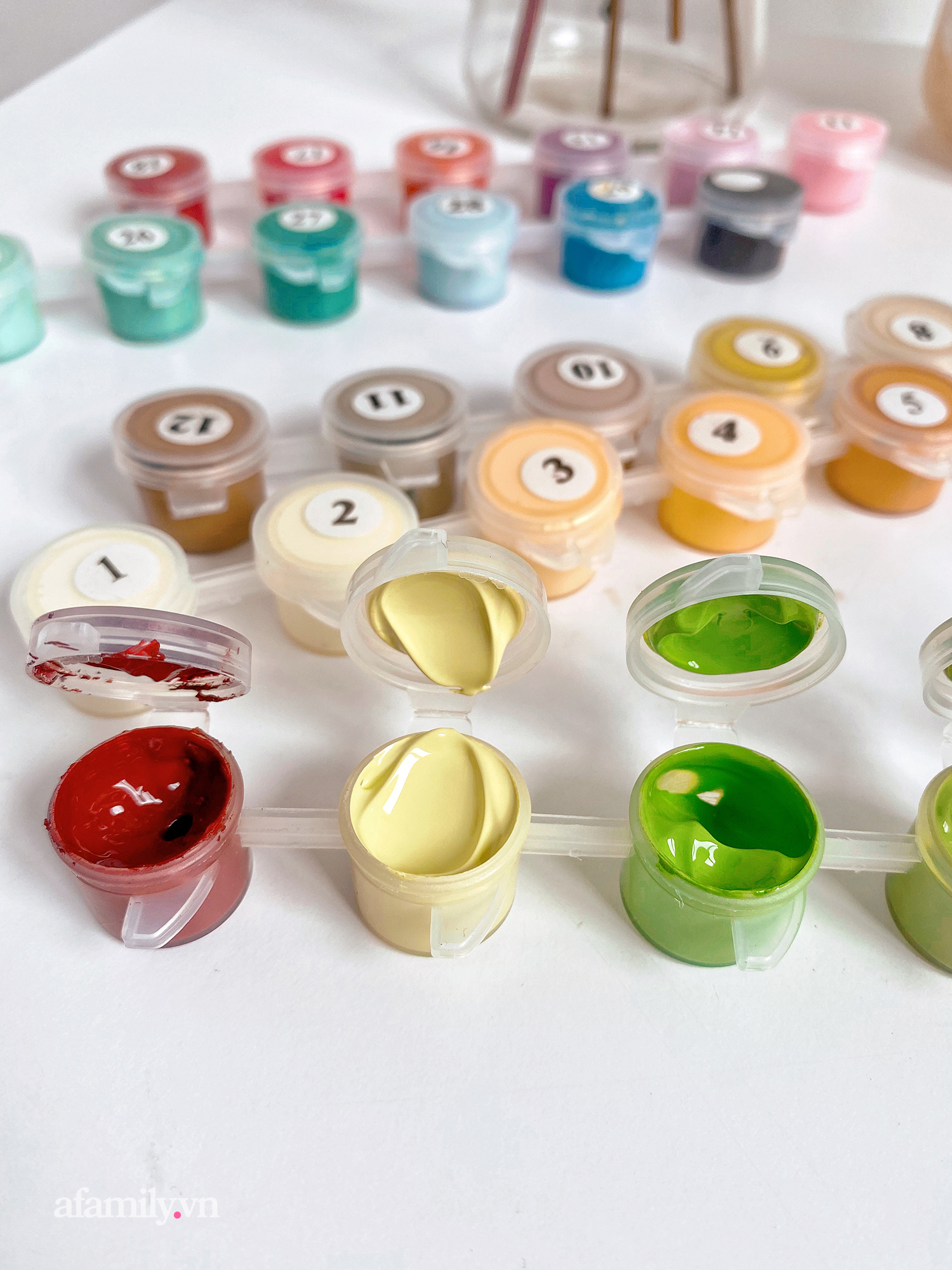 Tô tranh theo số trở thành thứ gây sốt tại Sài Gòn vì giết thời gian cực hiệu quả, có người còn kiếm được tiền trong đợt giãn cách xã hội - Ảnh 5.