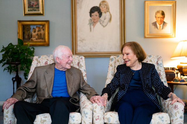 Jimmy Carter - cựu tổng thống hoa Kỳ tiết lộ chìa khóa giúp sống thọ đến gần trăm tuổi: Lấy một người vợ tốt! - Ảnh 4.
