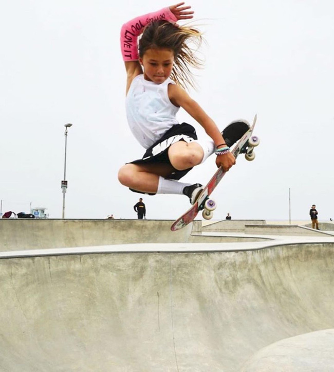 VĐV đặc biệt nhất Olympic Tokyo 2020: 13 tuổi trượt ván siêu đẳng, chấn thương đến rạn xương sọ, rách phổi vẫn hiên ngang làm nên kỳ tích - Ảnh 4. VĐV đặc biệt nhất Olympic Tokyo 2020: 13 tuổi trượt ván siêu đẳng, chấn thương đến rạn xương sọ, rách phổi vẫn hiên ngang làm nên kỳ tích - Ảnh 4.